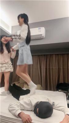 猴歌双S-白袜学生主轮流踩虐 bf50354