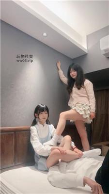 猴歌双S-白袜学生主轮流踩虐 bf50354