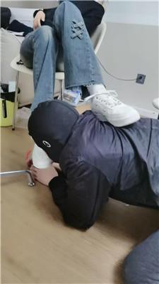 【爱秀套图】【文文文文】舔素人的小白鞋-踢踹踩JS250227-7