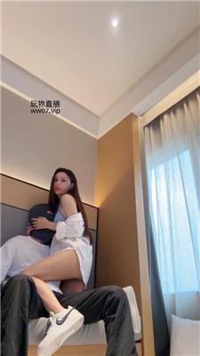 玉兔性感女神诱惑贱奴 bf50814