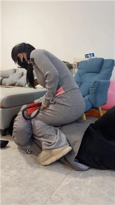 南月女神拴狗链囚禁虐家奴上 bf50805