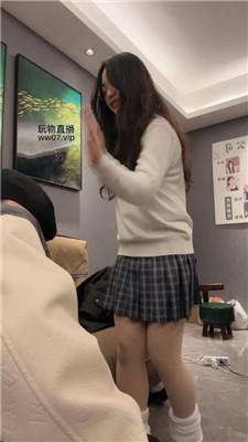 狗哥路边开发-皮鞋白袜踩虐 bf50683