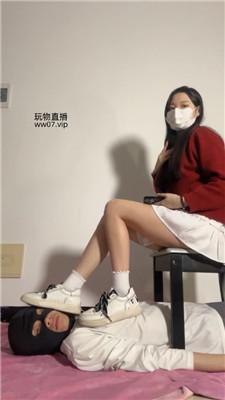 【爱秀套图】【甜恬】桌底视角-休闲鞋白棉袜气味辱bf50651