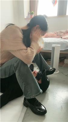 子衿闻舔皮鞋黑棉袜/吃口水/骑马转胯脚耳光 bf50647