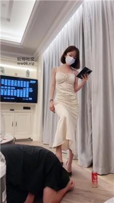 siu姐姐高贵肉丝美腿蹂躏踩 bf50583