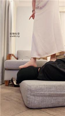 siu姐姐高贵肉丝美腿蹂躏踩 bf50583