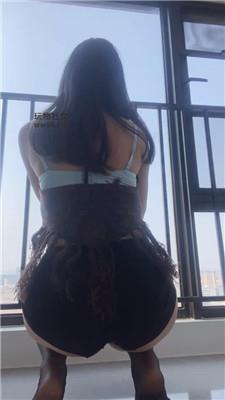 伊佃公主叫不够    250219-29