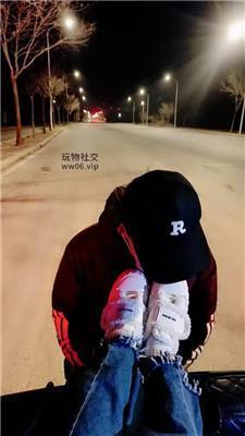 莹S深夜户外捆绑遛狗 JS250220-25