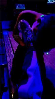 【爱秀套图】【营S】KTV-跪舔脏鞋/羞辱喂食JS250220-36