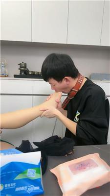 【爱秀套图】【黑色夫人】踩踏鞭打坐脸窒息bf50536