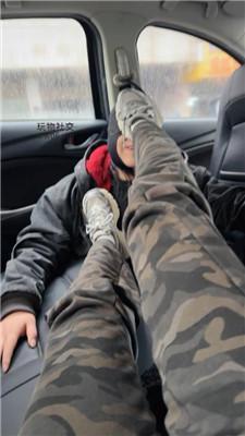 素人挖掘机开发军迷小妹妹做S JS250219-2