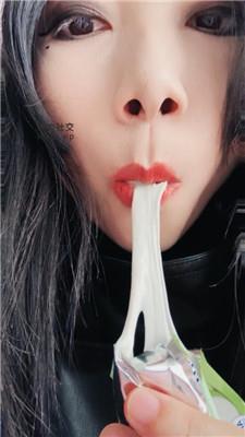 兔粉粉红唇口水诱惑    250217-16