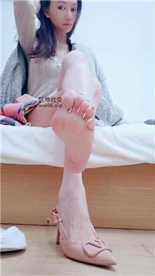 水蜜樱桃舔脚    250217-13