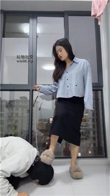 子熙大人家奴踩踏喂食-毛拖鞋白袜虐 bf50500