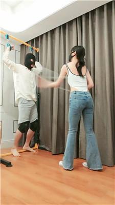 【爱秀套图】【暴主】牛仔裤女神-吊绑刑架暴揍bf50514