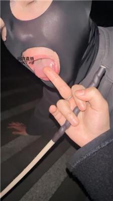 黑兔s深夜户外虐废跟踪狂 JS250301-33