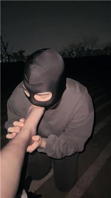 黑兔s深夜户外虐废跟踪狂 JS250301-33