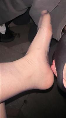 黑兔s深夜户外虐废跟踪狂 JS250301-33