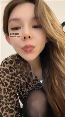 欣妍厚黑丝粗口小妈暴力美学    250228-13