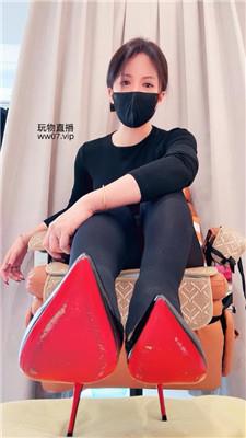 冷颜厚黑诅咒乳母    250228-8