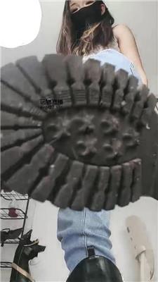 绝美兔吃我鞋底    250228-6