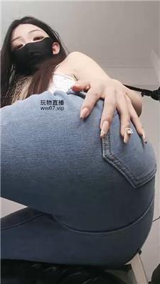 绝美兔吃我鞋底    250228-6