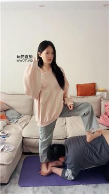 【爱秀套图】【埋汰】玉足踩虐老师狗JS250302-5