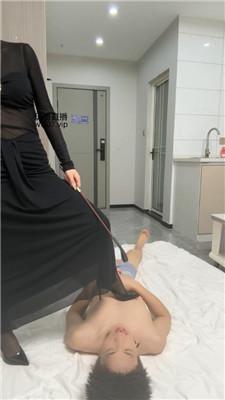 小7S狗链遛狗/高跟黑丝踩/骑狗背虐乳 bf50848