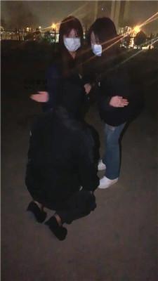 泡泡户外3S-小白鞋全体重踩踏 bf50909