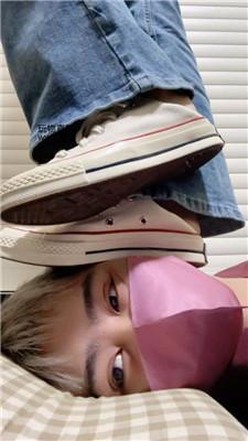 安安sama帆布鞋玉足全体重踩踏 bf50917