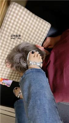 安安sama高跟全体重踩踏/裸足狂舔 bf50911