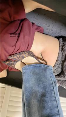 安安sama高跟全体重踩踏/裸足狂舔 bf50911