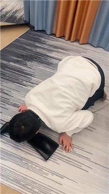 松紫大大长靴黑丝女神暴揍绿帽 bf49311