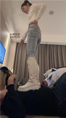 UUs长靴踩踏踢踹/鞭打/玉足狂舔 bf49312