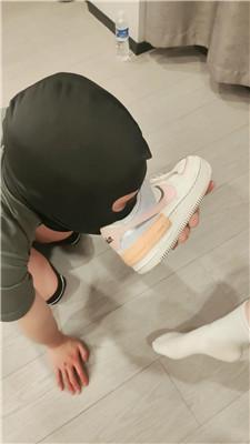 学生情侣主清理脏运动鞋白袜/袜子塞嘴 bf49323