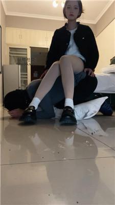 沐沐大大双S-踢踹赏赐圣水/长靴碾压踩喂食 bf49285