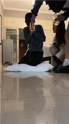 沐沐大大双S-踢踹赏赐圣水/长靴碾压踩喂食 bf49285