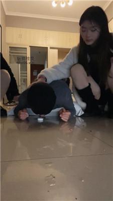 沐沐大大双S-踢踹赏赐圣水/长靴碾压踩喂食 bf49285