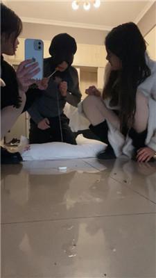 沐沐大大双S-踢踹赏赐圣水/长靴碾压踩喂食 bf49285