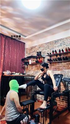 冷颜长靴白袜虐狗笼绿帽 JS250316-17