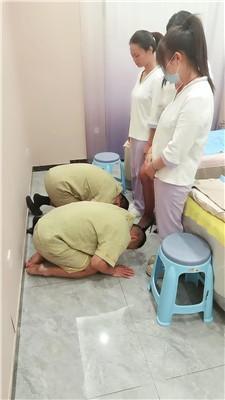 乔伊群调群虐-教沐足技师做S三视角版 bf51419