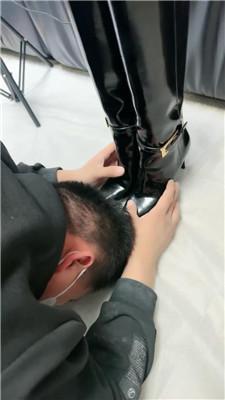 京味芭比犯错的狗就要惩罚 JS250316-12