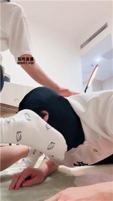 妮蔻强迫吃袜子/白袜脚踩/坐脸窒息 bf51416