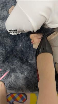 鹿s高跟踩虐骚母狗 JS250324-22