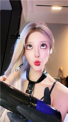 龙妈你怎么一股小狗味    250322-7