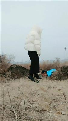 沐颜户外鞭打跟踪狂/体验活埋双视角版JS250111-25