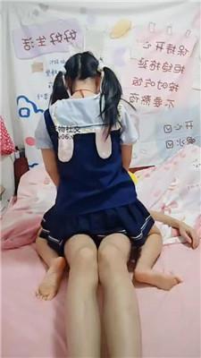 广西木木可爱小主坐脸窒息 JS250111-33