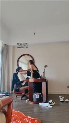 宇S情侣主-绿帽奴伺候我们约会 JS250112-1