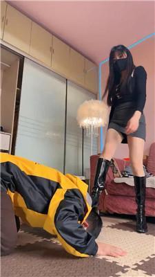 伊晨外卖小哥迟到的下场 bf49246