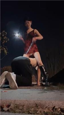 南京小小深夜户外遛狗/长靴踩踏坐脸 bf49201